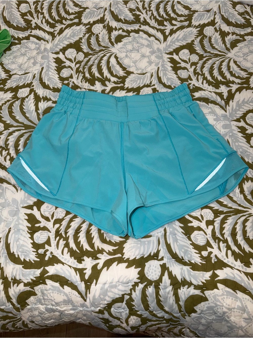 Lululemon Hotty Hot HR Shorts